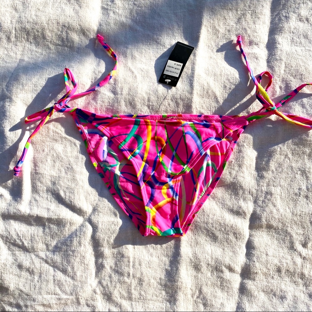 NWT B. Split Ribbons Hot Pink String Bikini Bottom